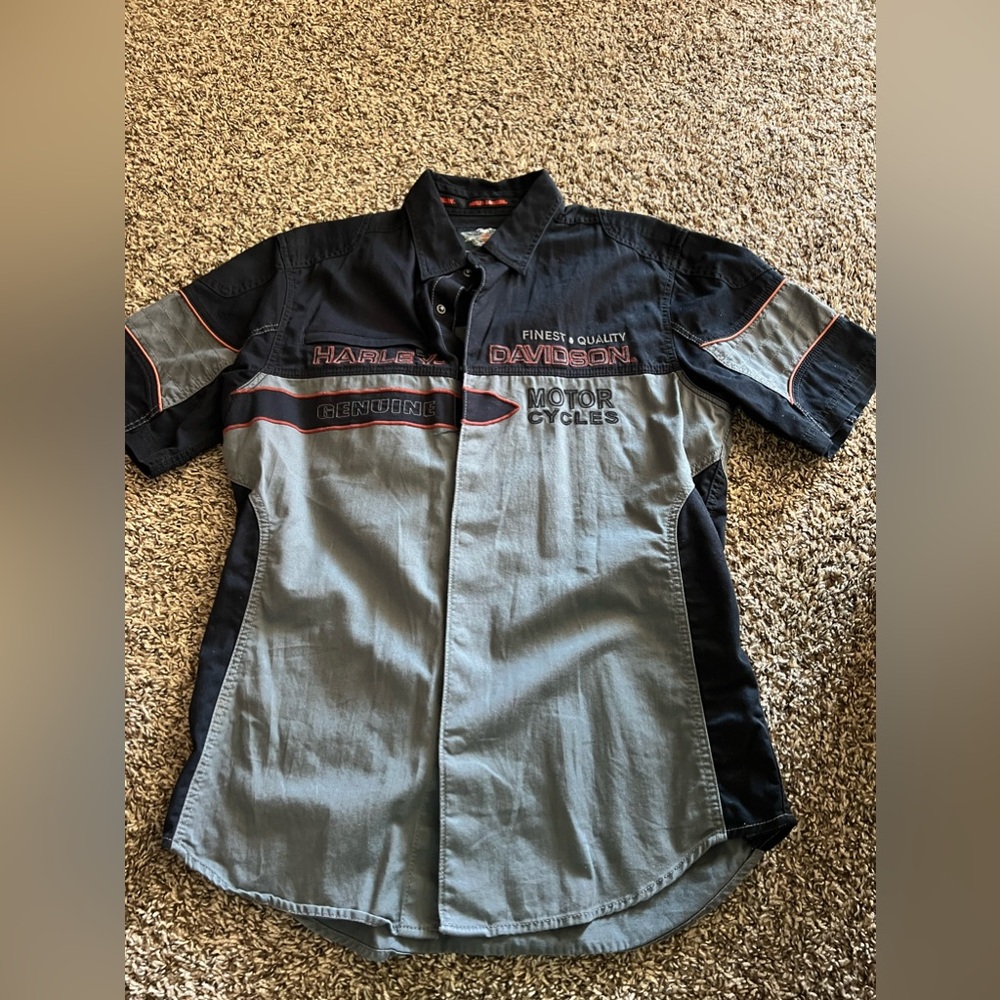 Harley Davidson snap on shirt